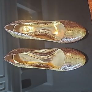 Womens BCBGirls Heels. Size 8. Camo Green and Chocolate Brown.